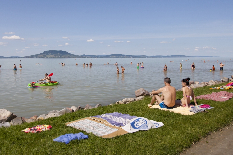 Nyolc új viharjelző állomást létesült a Balatonnál