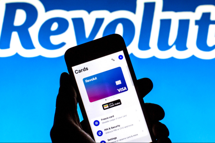 A Revolut bankszámlára elhelyezett vagyonról is van információja a NAV-nak