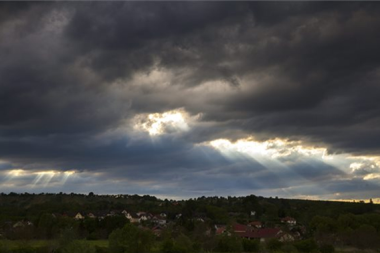 Hőség és zivatarok is várhatók a héten